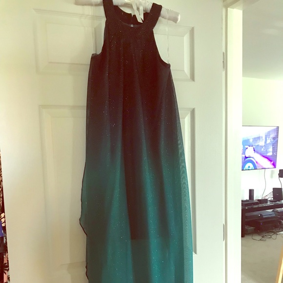 Holiday Cocktail Dress - Picture 1 of 3